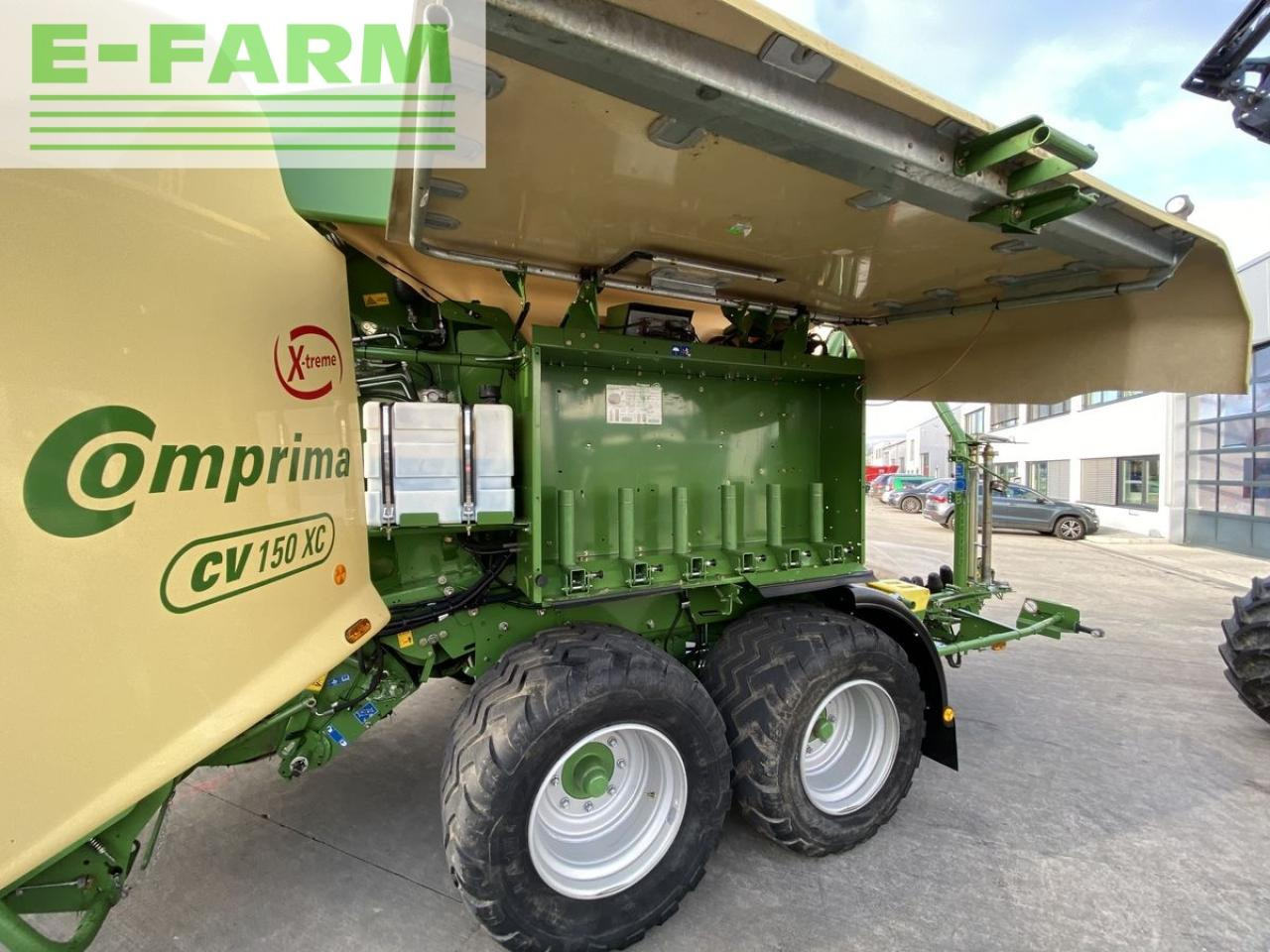 مكبس البالات المستطيله Krone cv 150xc x-treme: صور 11 مكبس البالات المستطيله Krone cv 150xc x-treme: صور 11