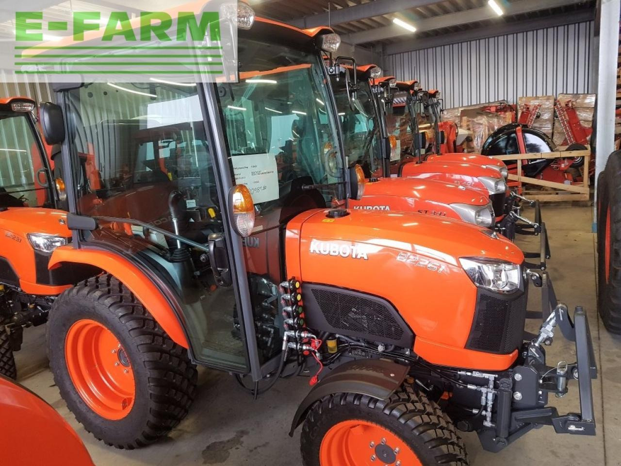 Kubota b2261 - جرار: صور 2 Kubota b2261 - جرار: صور 2