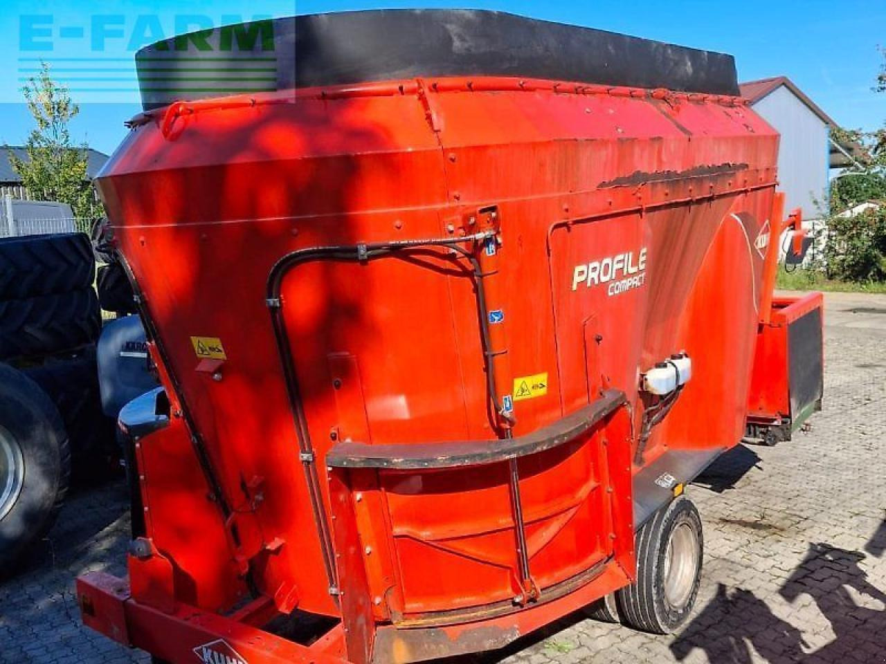 Kuhn 1880 profile - المعدات لتربية الماشية: صور 2 Kuhn 1880 profile - المعدات لتربية الماشية: صور 2