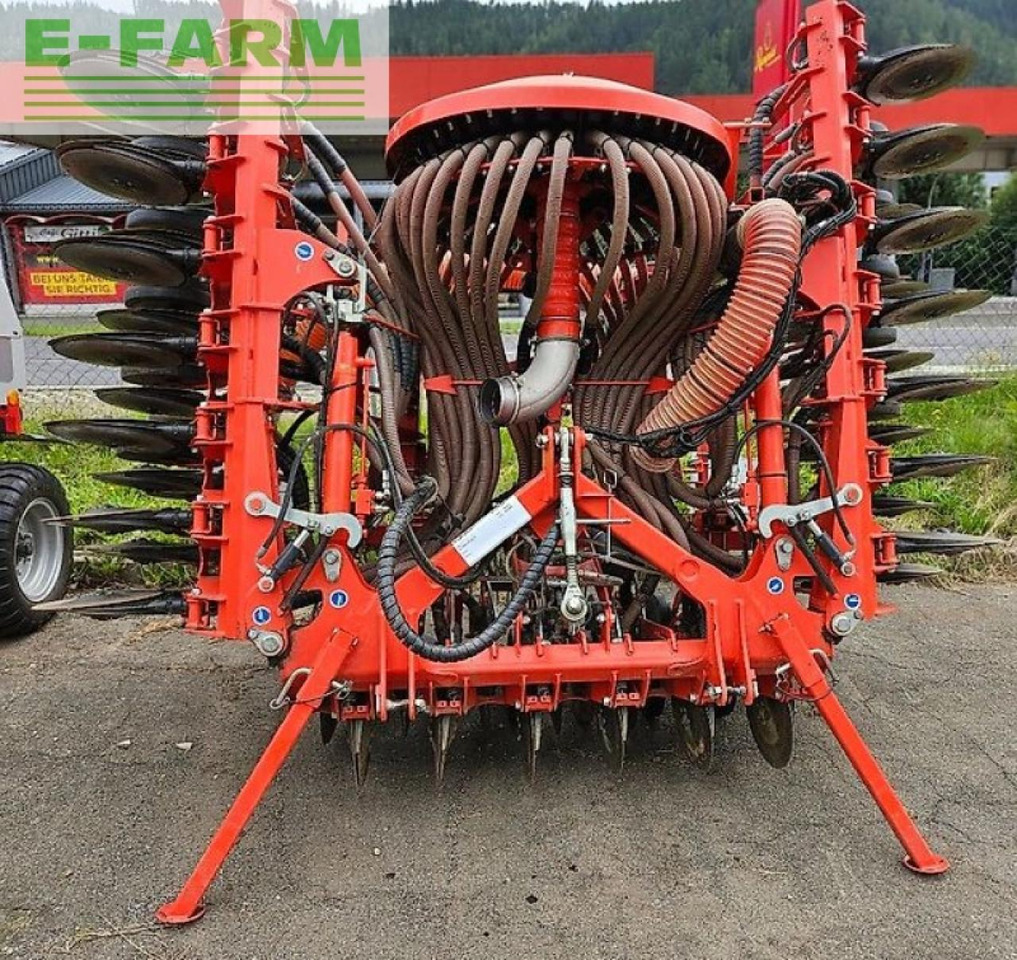 Kuhn hr5004dr+btfr5000-40dd+tf1512 - ال معدات حراثه: صور 5 Kuhn hr5004dr+btfr5000-40dd+tf1512 - ال معدات حراثه: صور 5