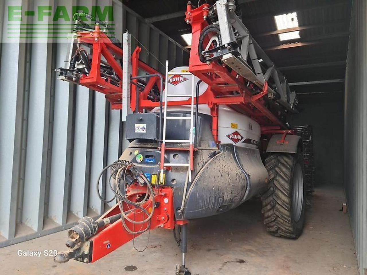 Kuhn metris 4102 - آلة الرش المقطورة: صور 1 Kuhn metris 4102 - آلة الرش المقطورة: صور 1