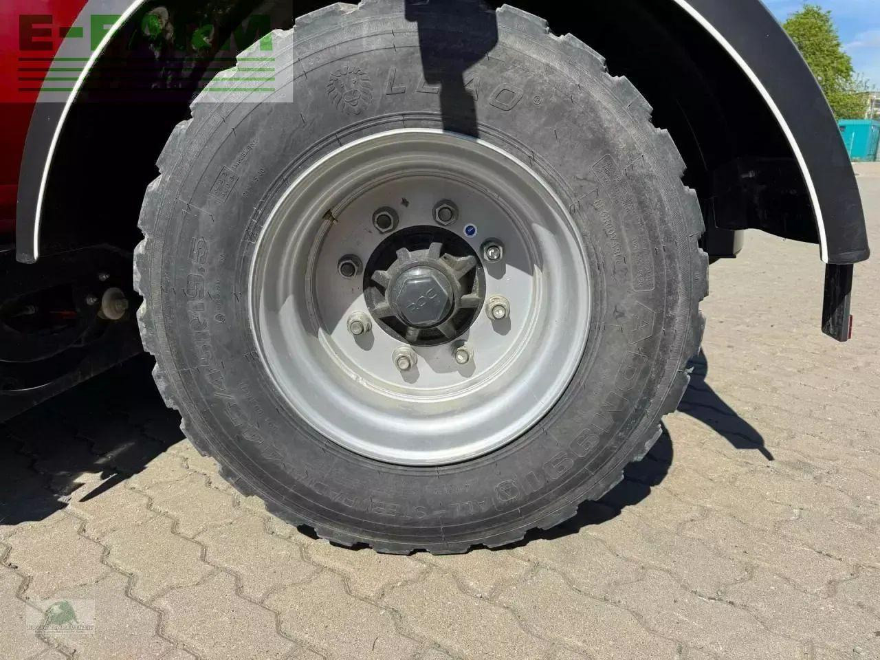المعدات لتربية الماشية Kuhn spv: صور 24