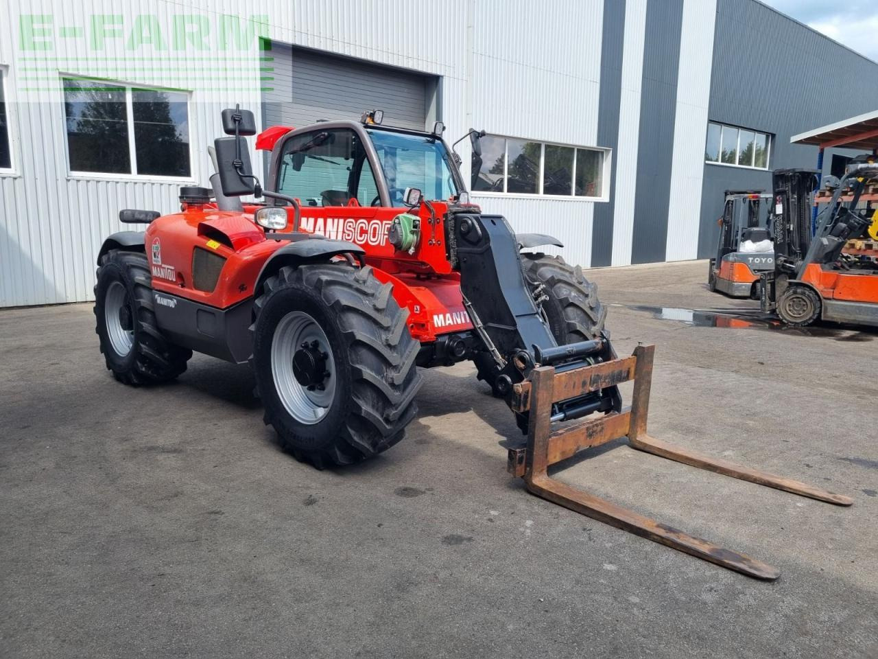 رافعة تلسكوبية Manitou MLT 735: صور 8 رافعة تلسكوبية Manitou MLT 735: صور 8