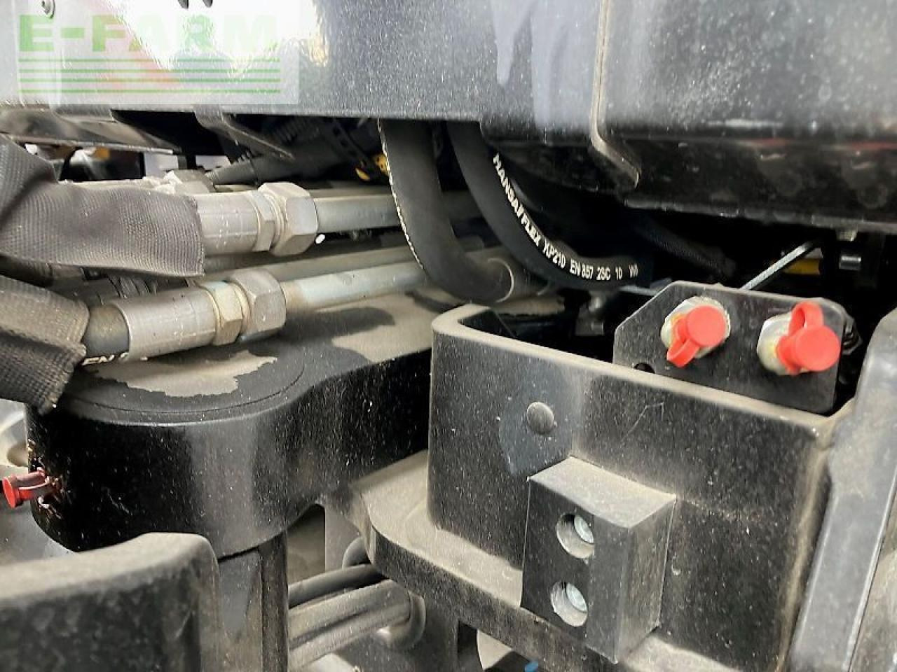 لودر مفصلي صغير Manitou mla 3-25: صور 11