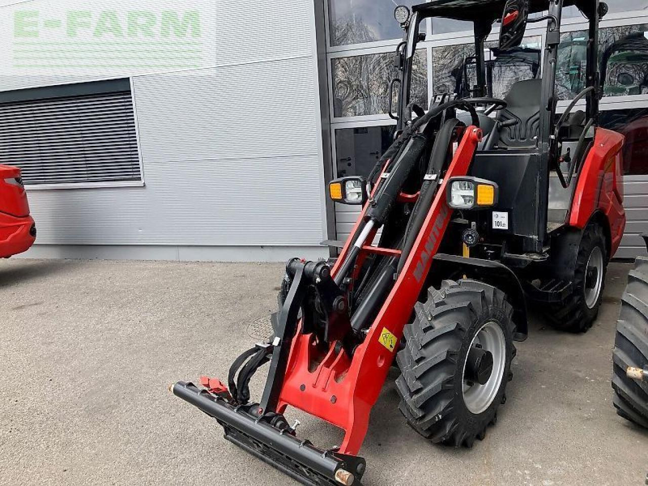 لودر مفصلي صغير Manitou mla 4-50: صور 8