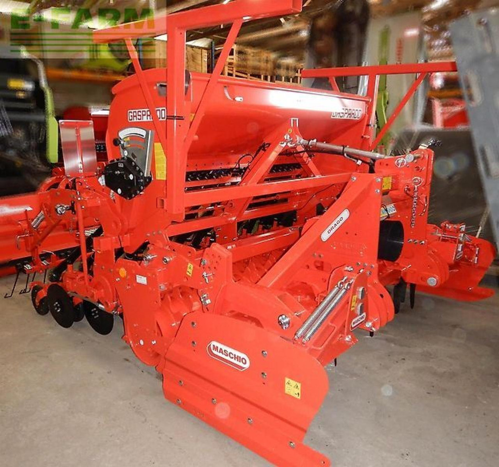 Maschio dc-claasic 2500 + dama 250 20 corex + - ال معدات حراثه: صور 2 Maschio dc-claasic 2500 + dama 250 20 corex + - ال معدات حراثه: صور 2