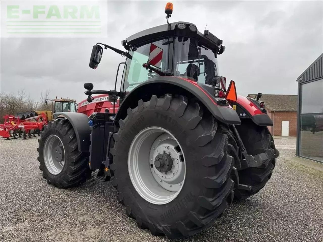 Massey Ferguson 8740s dyna vt exclusive Exclusive - جرار: صور 3 Massey Ferguson 8740s dyna vt exclusive Exclusive - جرار: صور 3