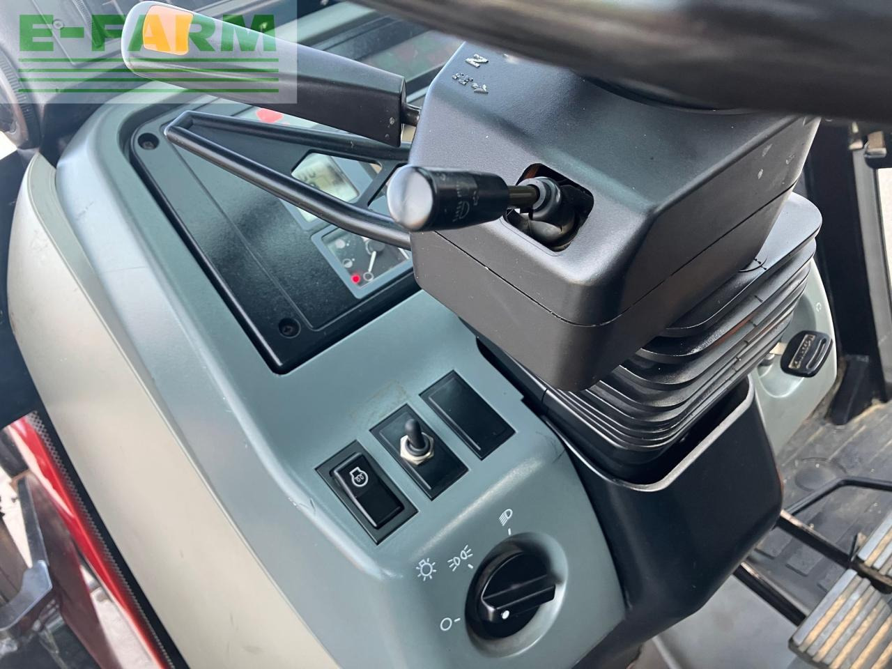 جرار McCormick CX 75: صور 37