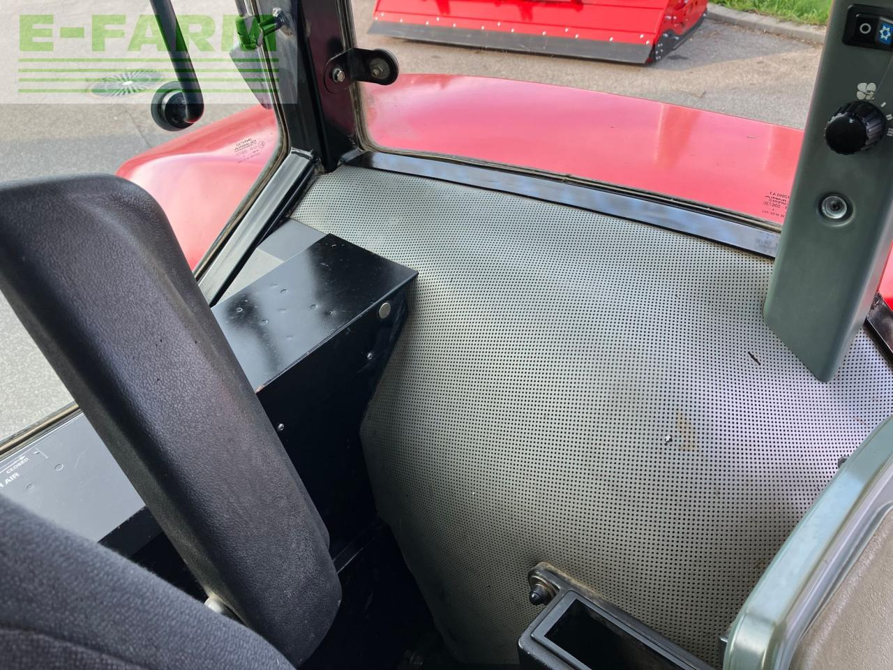 جرار McCormick CX 75: صور 12