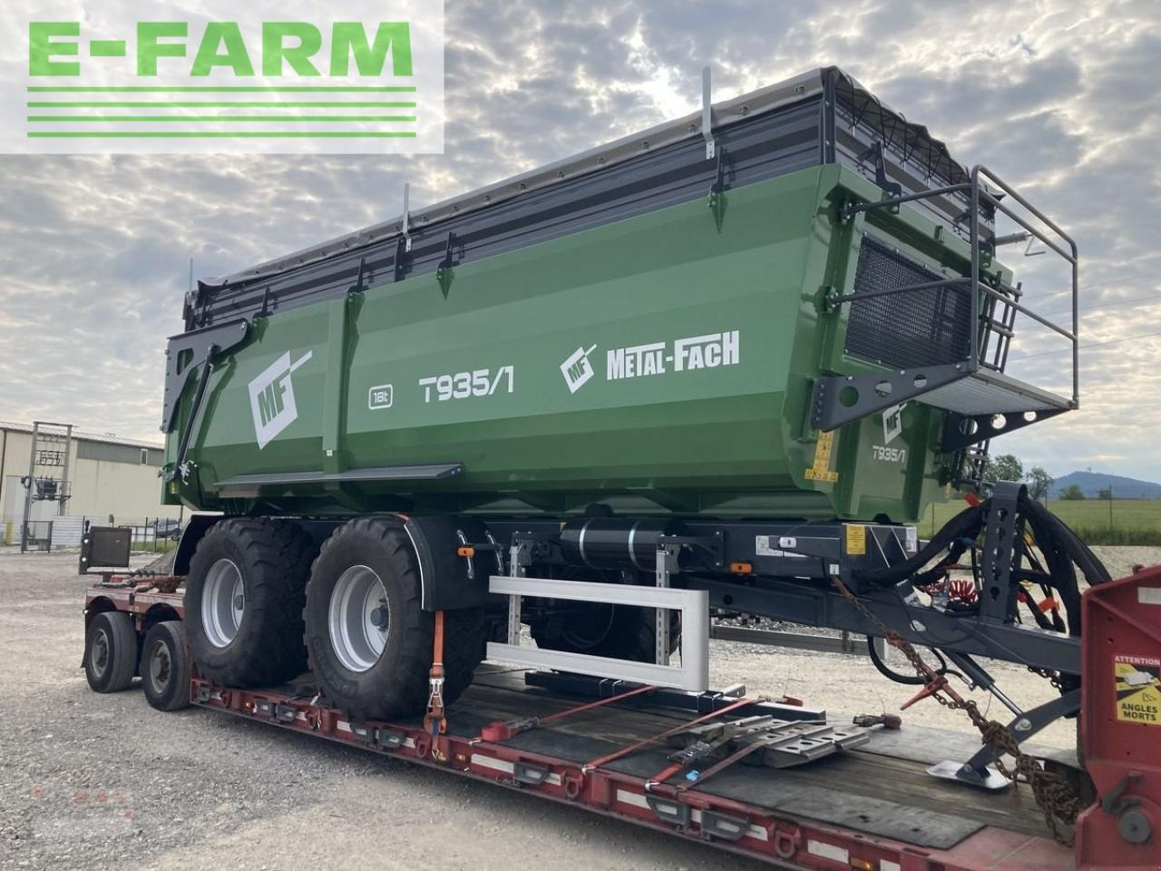 Metal-Fach t 935/1-24 to muldenkipper-voll - قلابة مقطورة الزراعية: صور 3 Metal-Fach t 935/1-24 to muldenkipper-voll - قلابة مقطورة الزراعية: صور 3