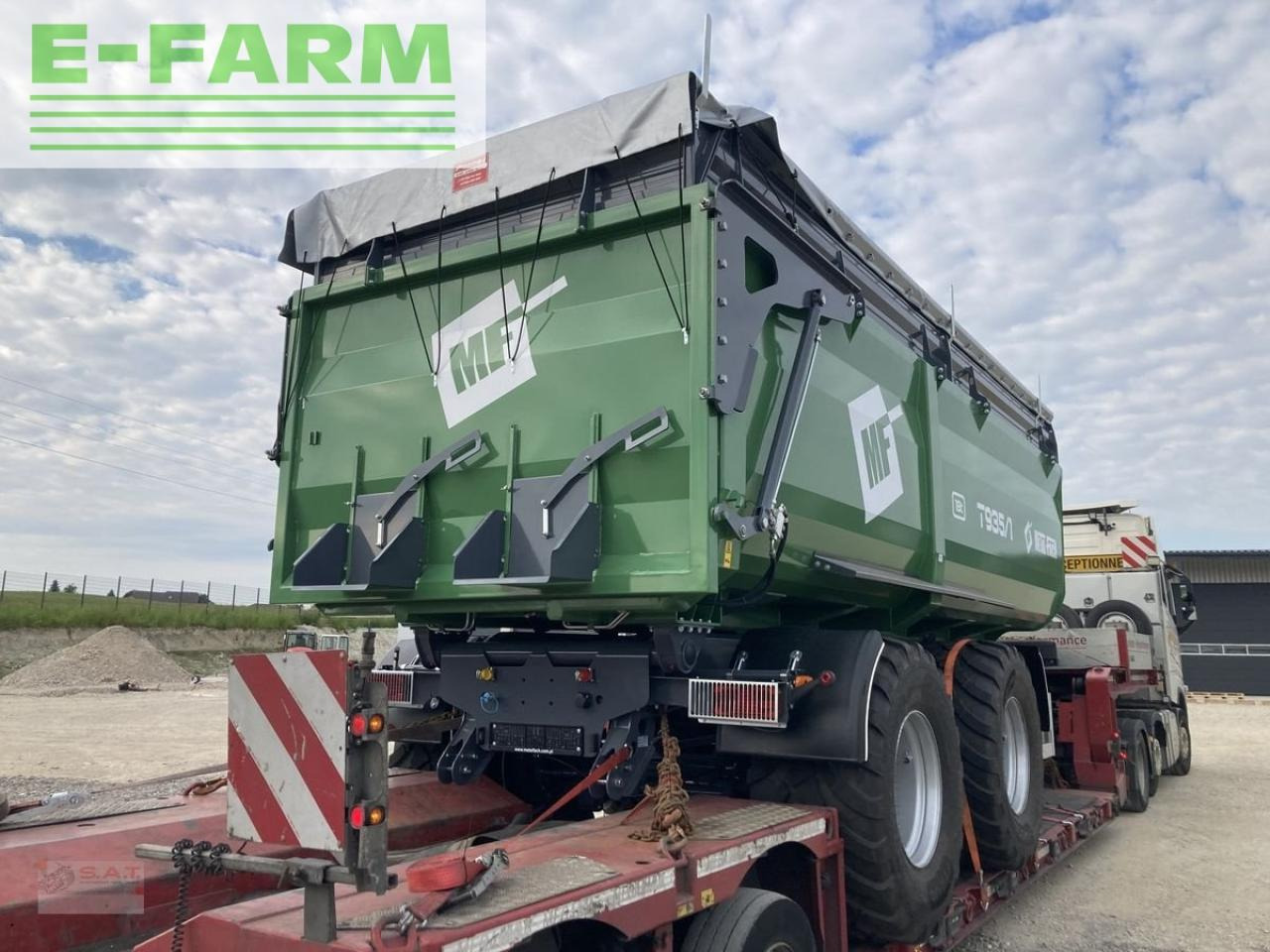 Metal-Fach t 935/1-24 to muldenkipper-voll - قلابة مقطورة الزراعية: صور 4 Metal-Fach t 935/1-24 to muldenkipper-voll - قلابة مقطورة الزراعية: صور 4