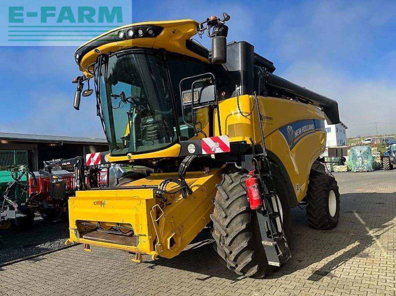 New Holland cx 6.90 - حصادة شاملة: صور 2 New Holland cx 6.90 - حصادة شاملة: صور 2