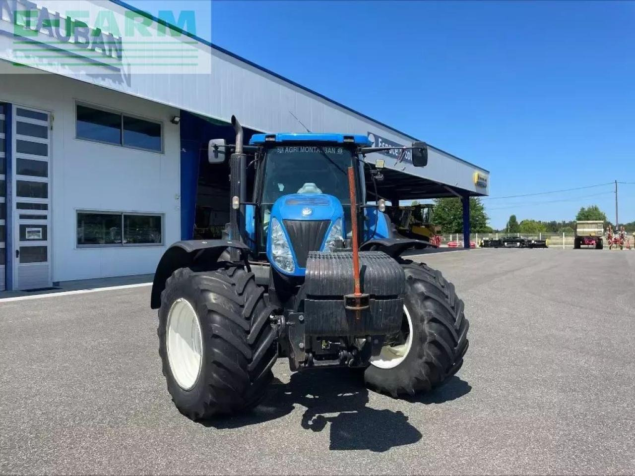 New Holland t 7050 - جرار: صور 2 New Holland t 7050 - جرار: صور 2