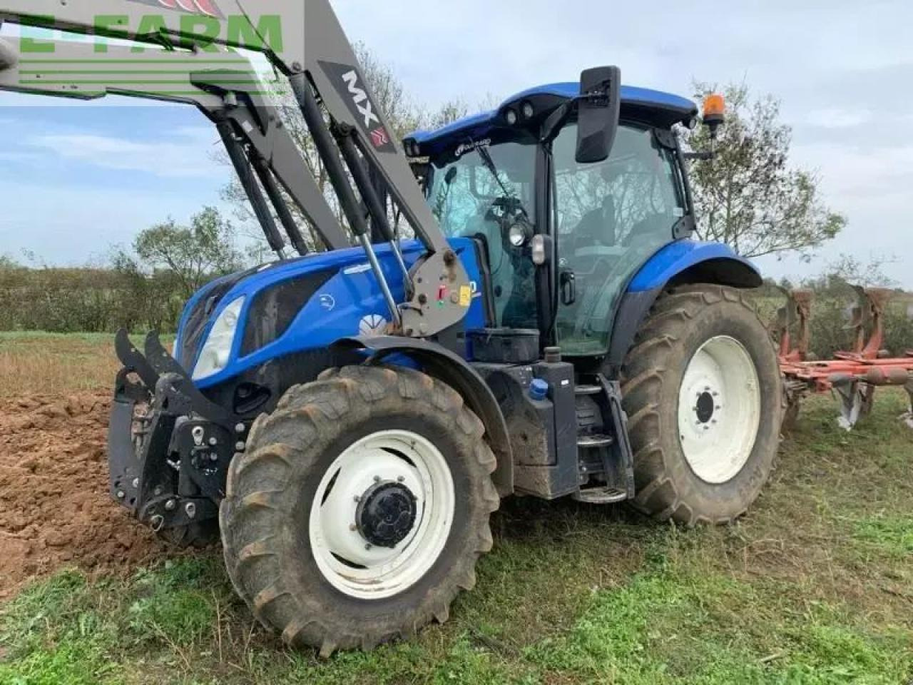 New Holland t6-155ac - جرار: صور 2 New Holland t6-155ac - جرار: صور 2