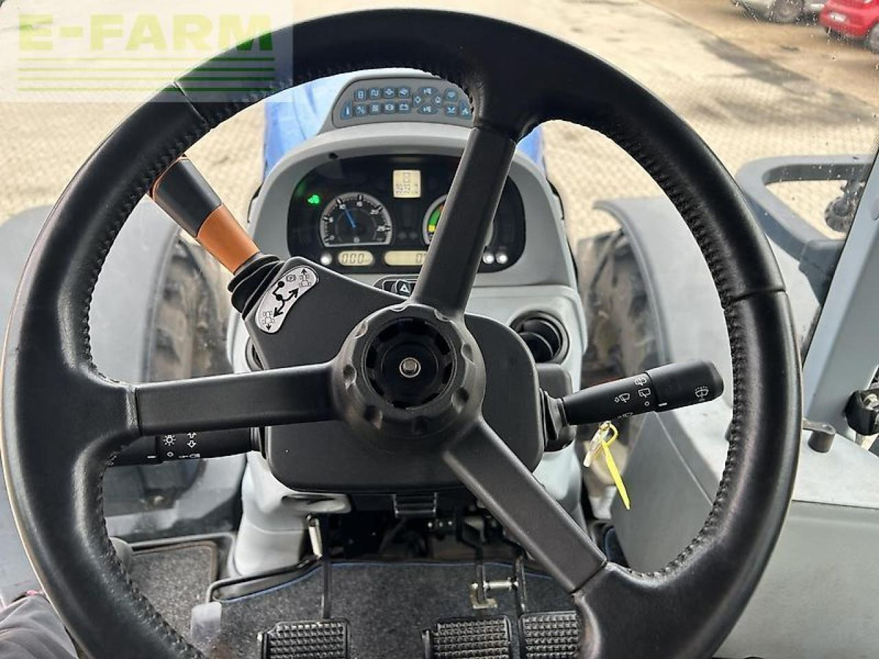 New Holland t7.230 - جرار: صور 5 New Holland t7.230 - جرار: صور 5