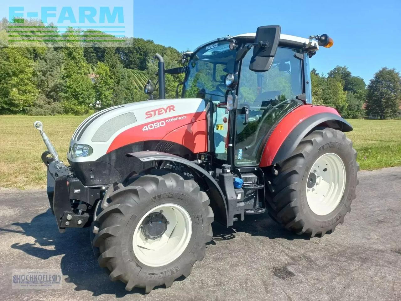 Steyr 4090 kompakt (stage v) - جرار: صور 1 Steyr 4090 kompakt (stage v) - جرار: صور 1