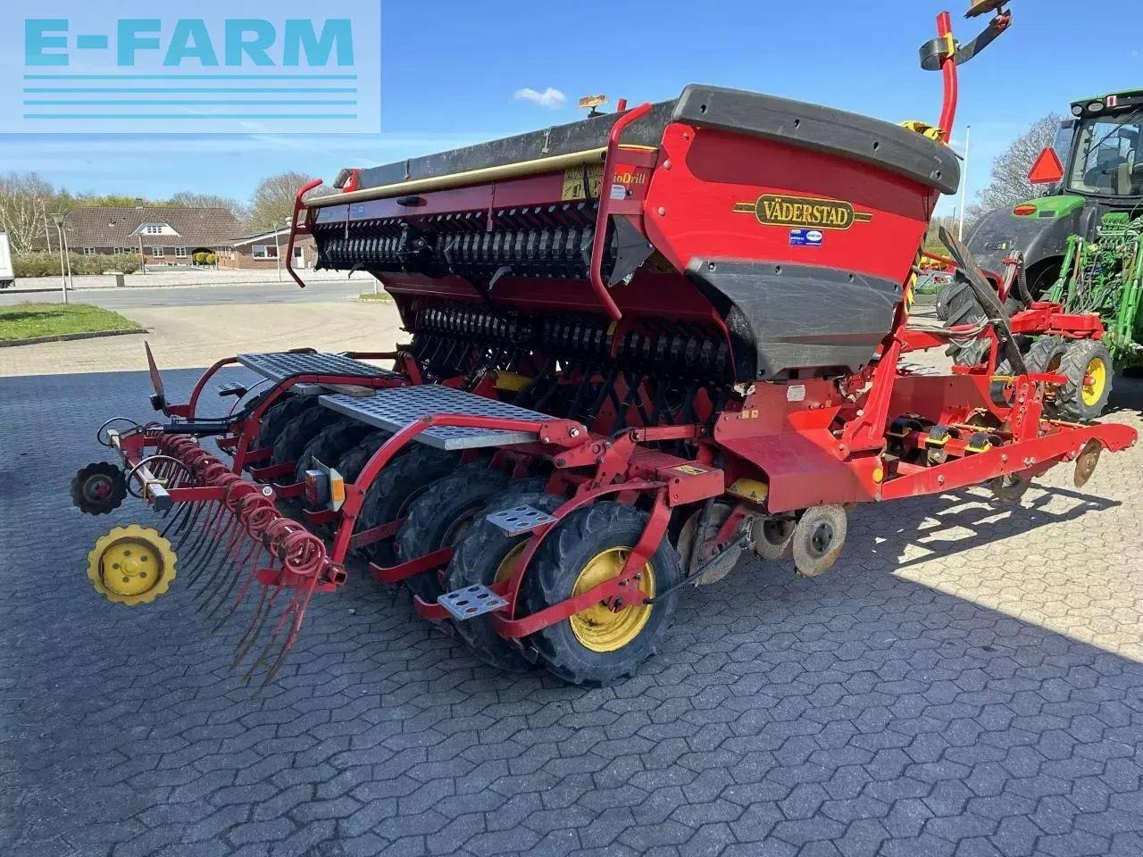 الة بذر Väderstad 400c: صور 11