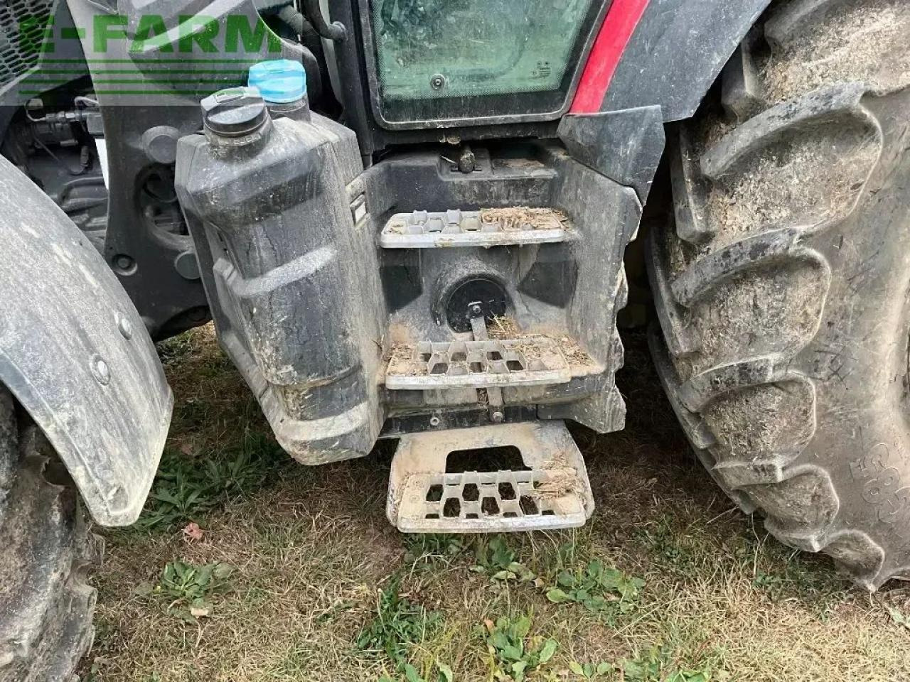 Valtra g125eh - جرار: صور 4 Valtra g125eh - جرار: صور 4