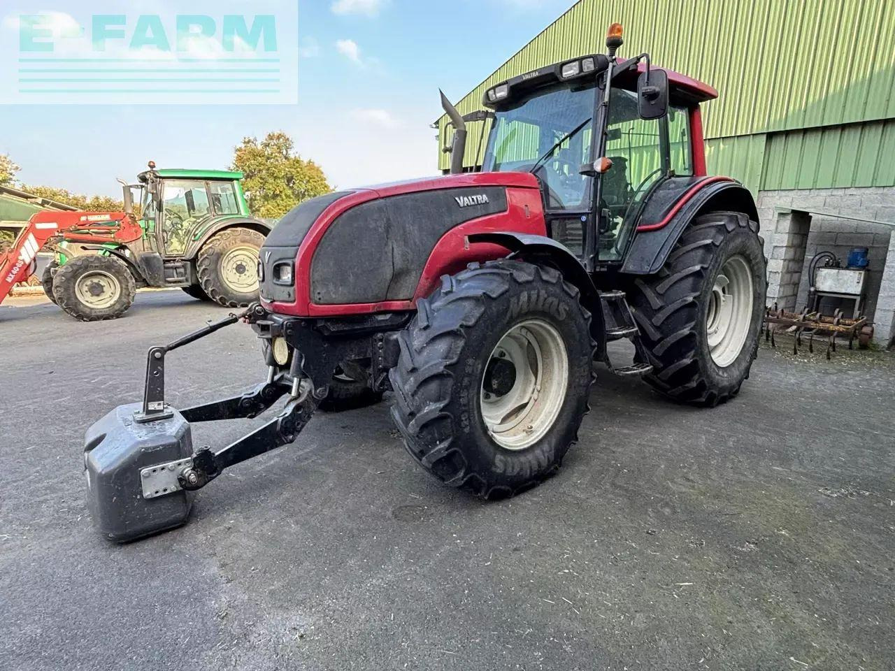 Valtra t121 hitech HiTech - جرار: صور 2 Valtra t121 hitech HiTech - جرار: صور 2