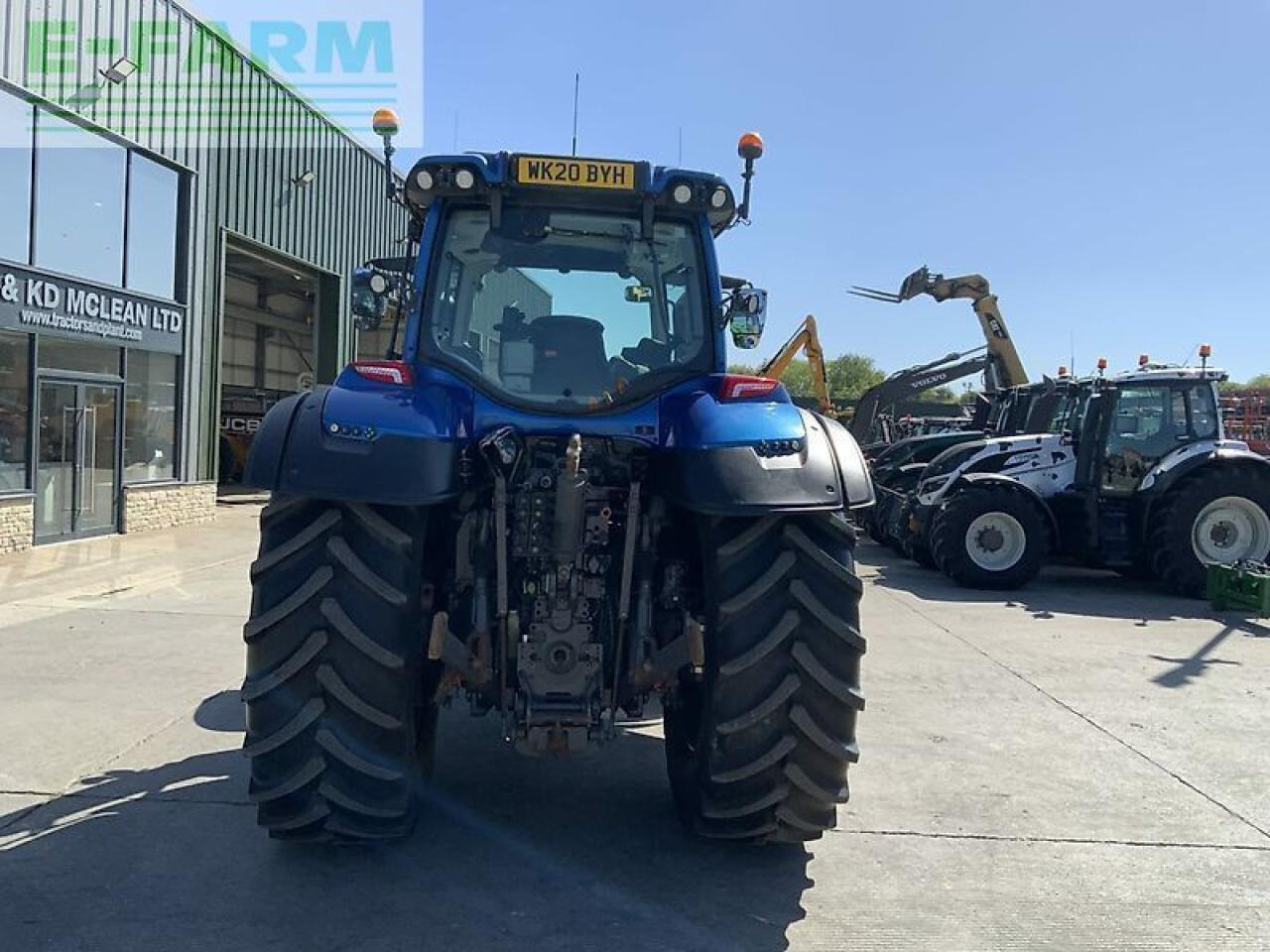 جرار Valtra t234 direct twin track reverse drive tractor (st23213) Direct: صور 25