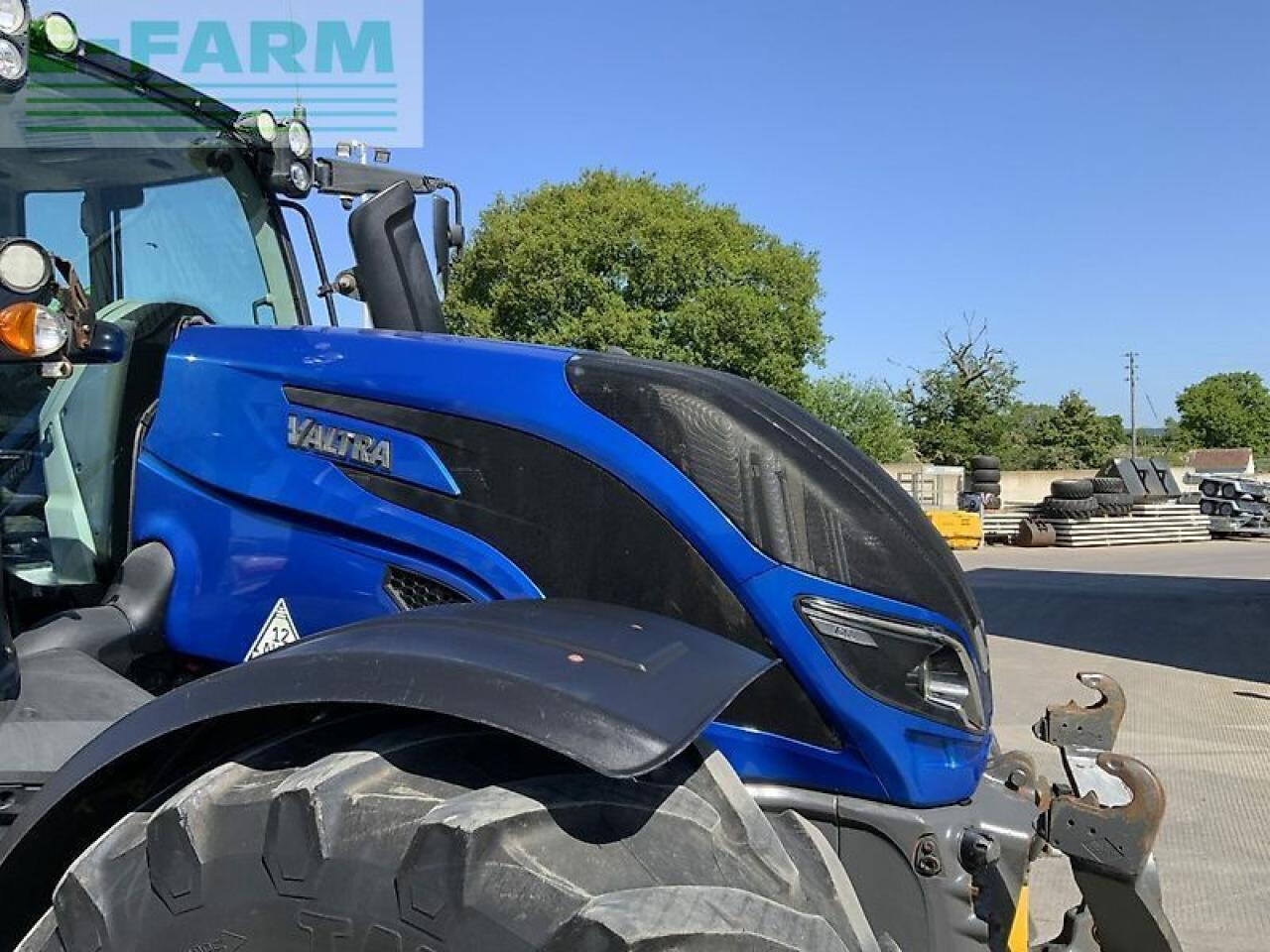 جرار Valtra t234 direct twin track reverse drive tractor (st23213) Direct: صور 10