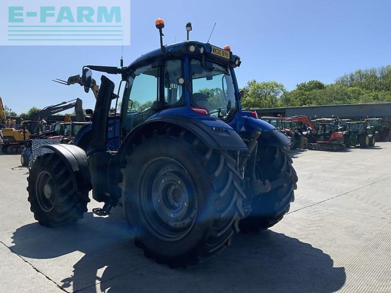 جرار Valtra t234 direct twin track reverse drive tractor (st23213) Direct: صور 24