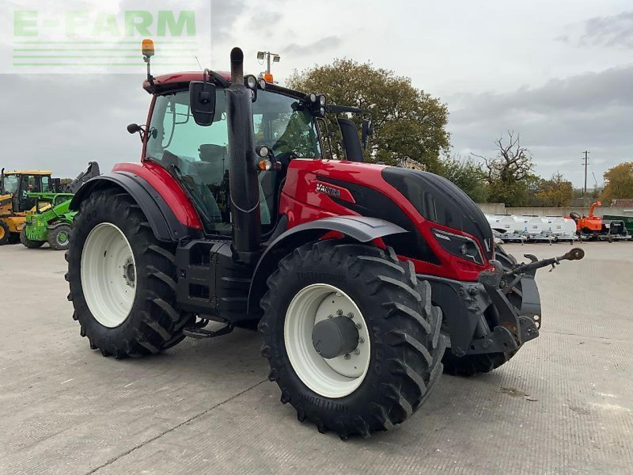 Valtra t254 versu tractor (st24771) Versu - جرار: صور 2 Valtra t254 versu tractor (st24771) Versu - جرار: صور 2
