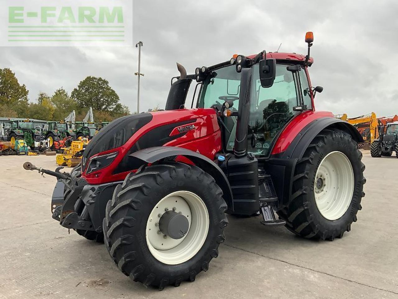 Valtra t254 versu tractor (st24771) Versu - جرار: صور 4 Valtra t254 versu tractor (st24771) Versu - جرار: صور 4
