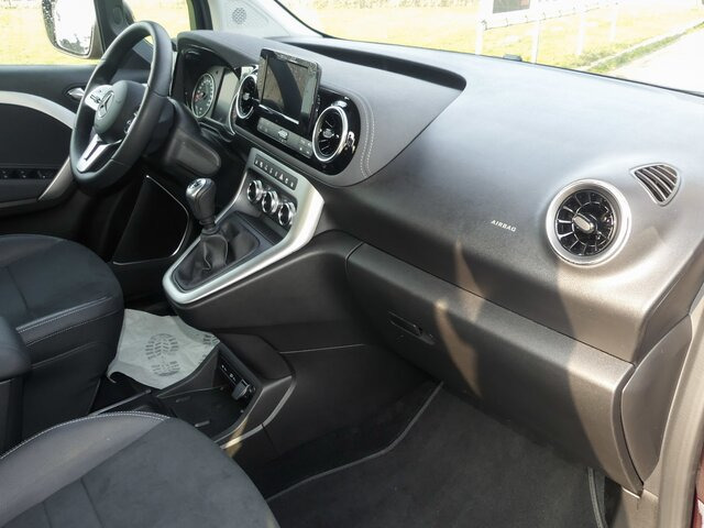 MERCEDES-BENZ T 180 Progressive,MBUX,LED,Navi,Kamera,Tempomat - ميكروباص: صور 2 MERCEDES-BENZ T 180 Progressive,MBUX,LED,Navi,Kamera,Tempomat - ميكروباص: صور 2