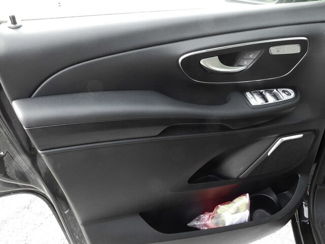 حافلة صغيرة, ميكروباص MERCEDES-BENZ V 300 Edition Extralang,2xSchiebetür el,8Sitzer: صور 7