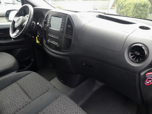 MERCEDES-BENZ Vito 116CDI lang,TourerPro,2xKlima,9Sitze,Kamera - ميكروباص: صور 3 MERCEDES-BENZ Vito 116CDI lang,TourerPro,2xKlima,9Sitze,Kamera - ميكروباص: صور 3