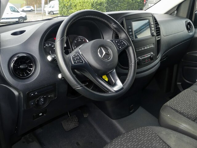 MERCEDES-BENZ Vito 116CDI lang,TourerPro,2xKlima,9Sitze,Kamera - ميكروباص: صور 4 MERCEDES-BENZ Vito 116CDI lang,TourerPro,2xKlima,9Sitze,Kamera - ميكروباص: صور 4