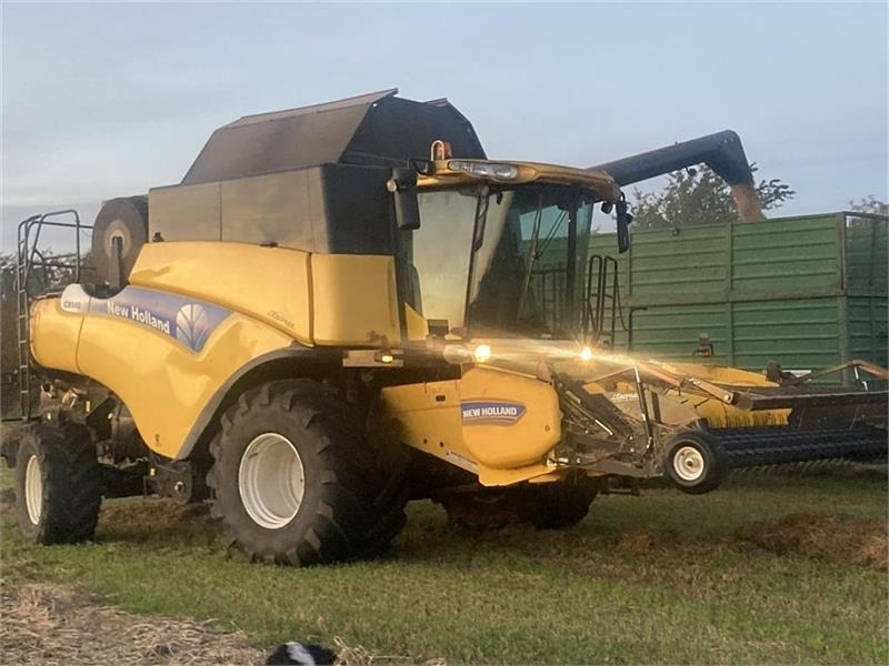 New Holland CR 980 1050er hjul og 30Fod 4 hjulstræk - حصادة شاملة: صور 2 New Holland CR 980 1050er hjul og 30Fod 4 hjulstræk - حصادة شاملة: صور 2