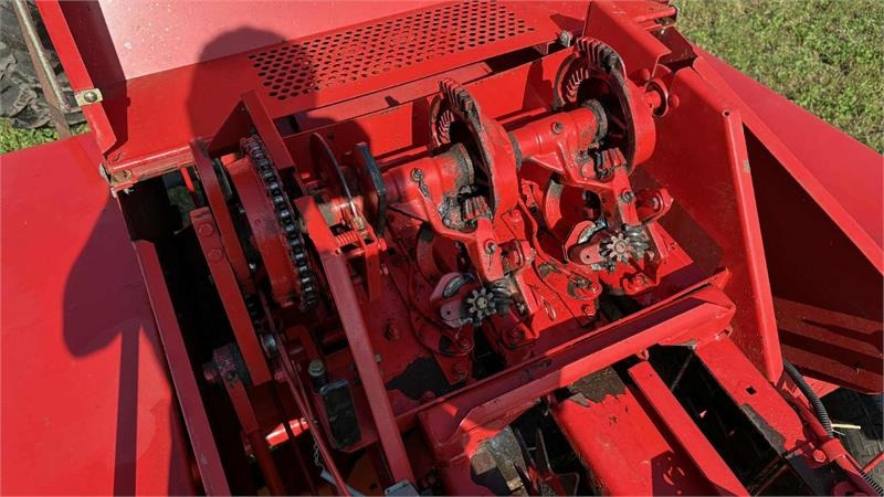 Pomi Mini 100 MF 1839 - معدة تغليف البالات: صور 5 Pomi Mini 100 MF 1839 - معدة تغليف البالات: صور 5