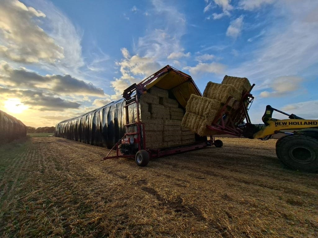 Pomi Wrap 12 - معدة تغليف البالات: صور 4 Pomi Wrap 12 - معدة تغليف البالات: صور 4