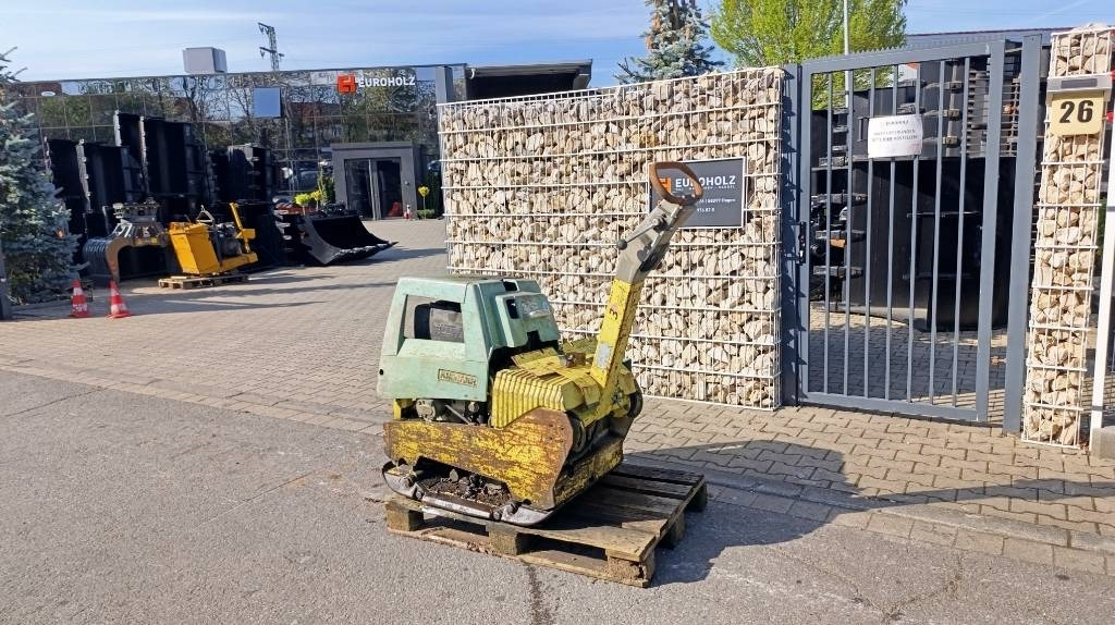 Ammann AVH 6030 Bj 2007, mit defektem Motor, Ersatzteile - صفائح اهتزازية: صور 4 Ammann AVH 6030 Bj 2007, mit defektem Motor, Ersatzteile - صفائح اهتزازية: صور 4