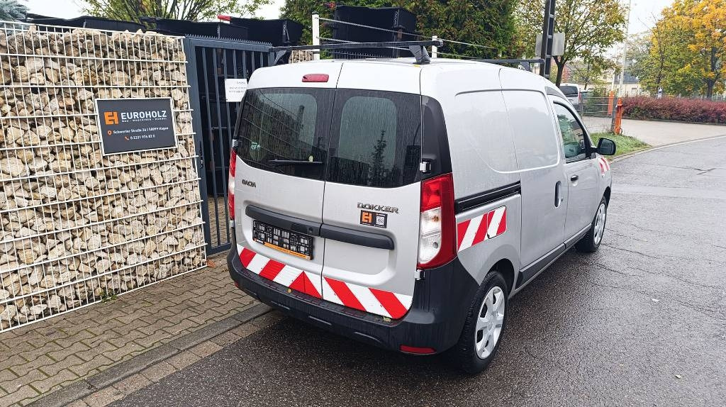 Dacia Dokker Transporter, Kastenwagen, Werkstattschränke  - فان المدمجة: صور 2 Dacia Dokker Transporter, Kastenwagen, Werkstattschränke  - فان المدمجة: صور 2