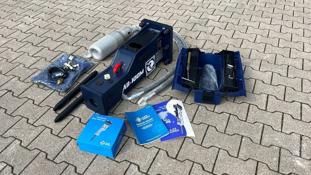 Hydraulikhammer AJCE 100M ohne Aufnahme  - مطرقة هيدروليكية - آلات البناء: صور 1 Hydraulikhammer AJCE 100M ohne Aufnahme  - مطرقة هيدروليكية - آلات البناء: صور 1