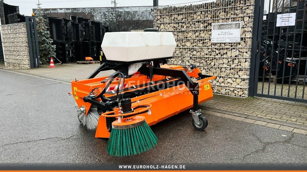 Kehrmaschine ZM2000 Seitenbesen 3-Punkt-Aufnahme - مكنسة: صور 1 Kehrmaschine ZM2000 Seitenbesen 3-Punkt-Aufnahme - مكنسة: صور 1