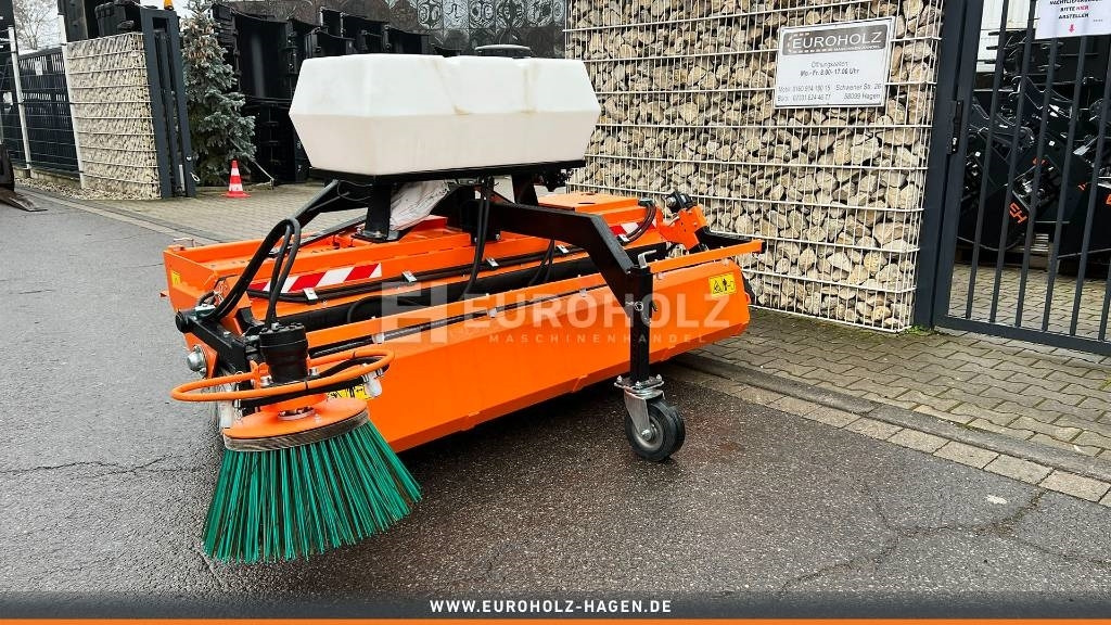 Kehrmaschine ZM2000 mit Seitenbesen - مكنسة - سيارة بلدية: صور 5 Kehrmaschine ZM2000 mit Seitenbesen - مكنسة - سيارة بلدية: صور 5