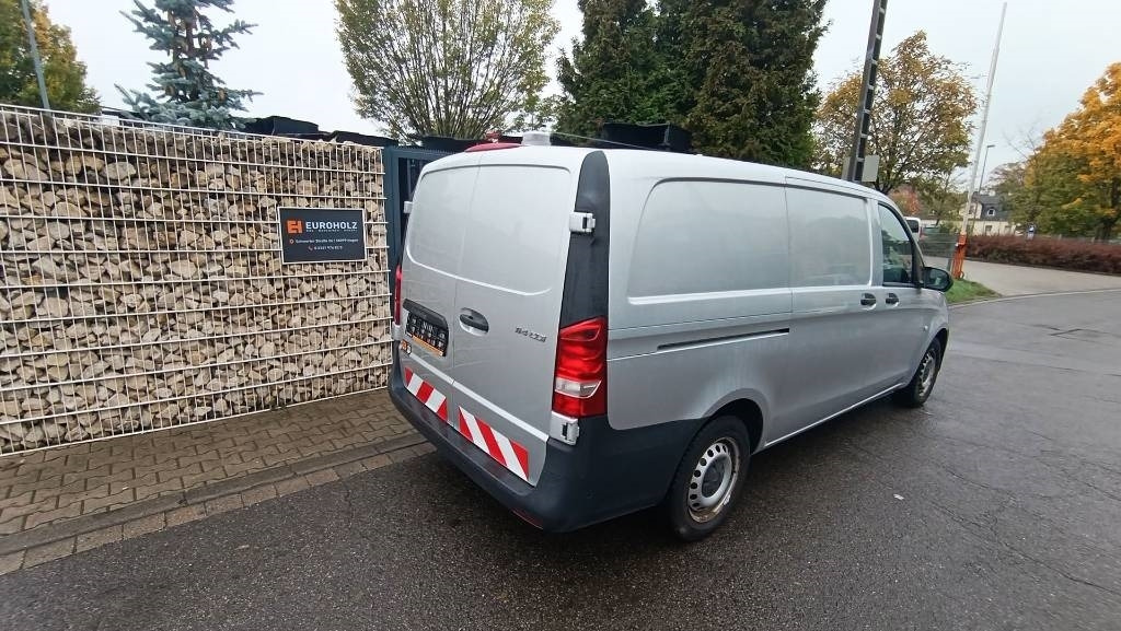 Mercedes-Benz Vito 114 CDI Kasten Werkstattschränke Standheizung  - الشاحنات الصغيرة صندوق مغلق: صور 5 Mercedes-Benz Vito 114 CDI Kasten Werkstattschränke Standheizung  - الشاحنات الصغيرة صندوق مغلق: صور 5