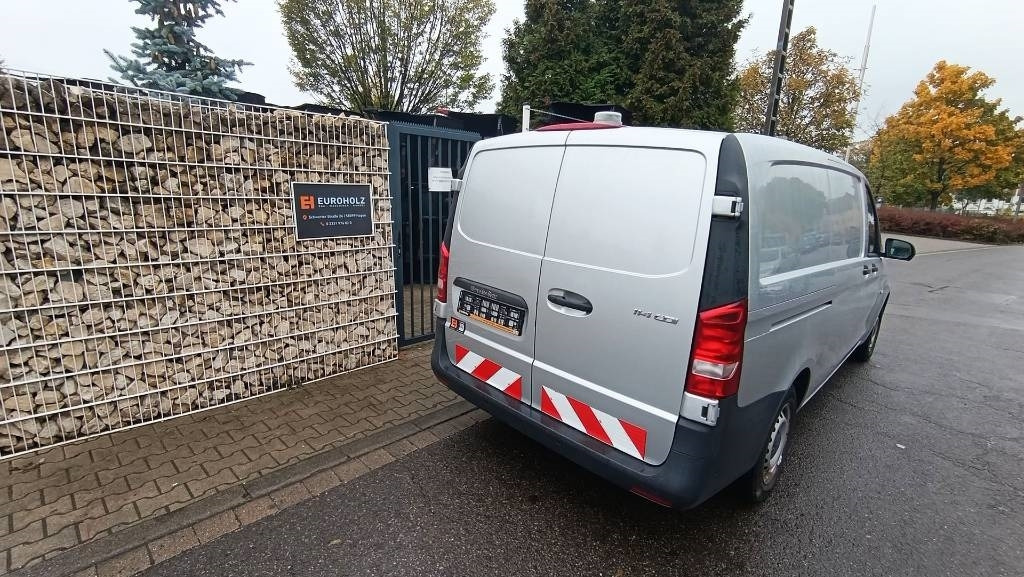 Mercedes-Benz Vito 114 CDI Kasten Werkstattschränke Standheizung  - الشاحنات الصغيرة صندوق مغلق: صور 3 Mercedes-Benz Vito 114 CDI Kasten Werkstattschränke Standheizung  - الشاحنات الصغيرة صندوق مغلق: صور 3