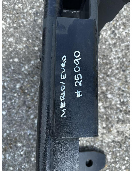 Big Adapter Merlo passend zu Euro Aufnahme - ملحقات: صور 3 Big Adapter Merlo passend zu Euro Aufnahme - ملحقات: صور 3