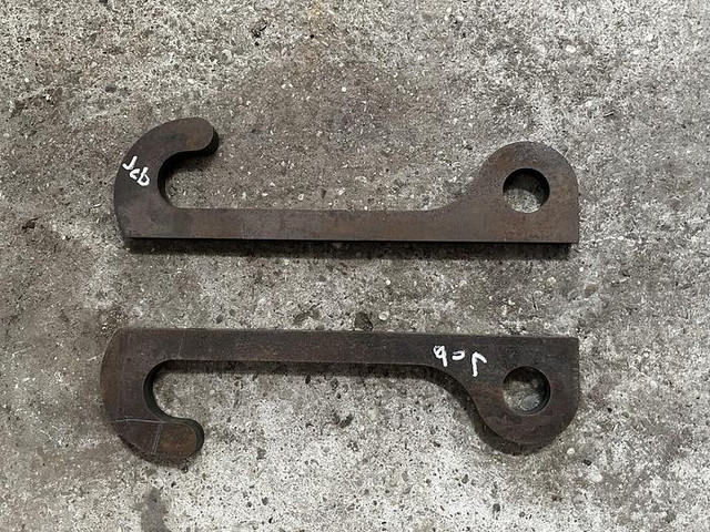 Big Anschweißhaken passend zu JCB 520-50 Aufnahme (klein) - قطع الغيار: صور 1 Big Anschweißhaken passend zu JCB 520-50 Aufnahme (klein) - قطع الغيار: صور 1