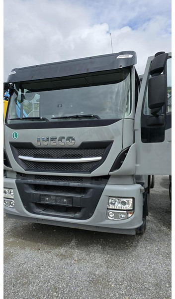 Iveco Stralis 6x2 Baustoffpritsche mit Hiab 228-E5 Kran - شاحنات مسطحة: صور 1 Iveco Stralis 6x2 Baustoffpritsche mit Hiab 228-E5 Kran - شاحنات مسطحة: صور 1