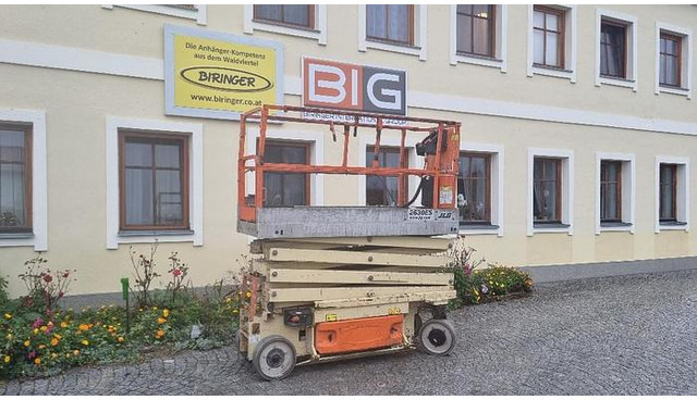 JLG 2630ES Scherenarbeitsbühne elektrisch - منصات هيدروليكية متنقلة: صور 1 JLG 2630ES Scherenarbeitsbühne elektrisch - منصات هيدروليكية متنقلة: صور 1