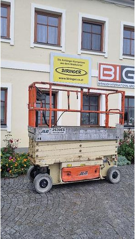 JLG 2630ES Scherenarbeitsbühne elektrisch - منصات هيدروليكية متنقلة: صور 3 JLG 2630ES Scherenarbeitsbühne elektrisch - منصات هيدروليكية متنقلة: صور 3