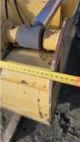 MAMMUT 145 cm Siloblockzanke mit Euro Aufnahme - قطع الغيار: صور 4 MAMMUT 145 cm Siloblockzanke mit Euro Aufnahme - قطع الغيار: صور 4