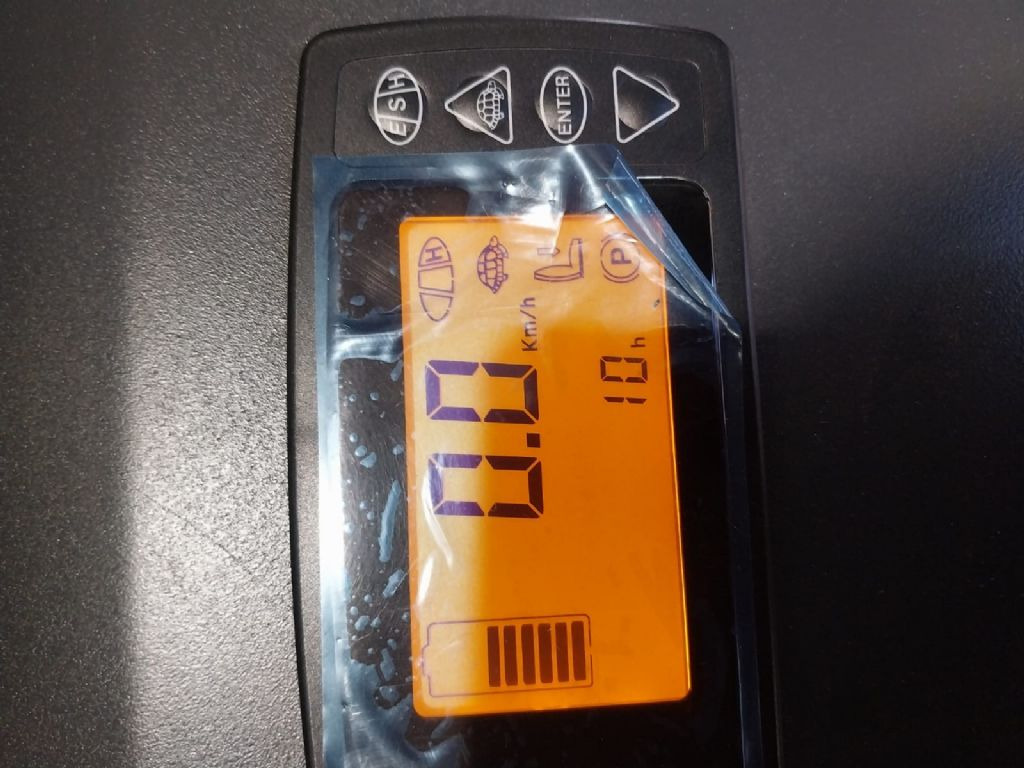 Baoli KBE35 - رافعة شوكية كهربائية: صور 2 Baoli KBE35 - رافعة شوكية كهربائية: صور 2