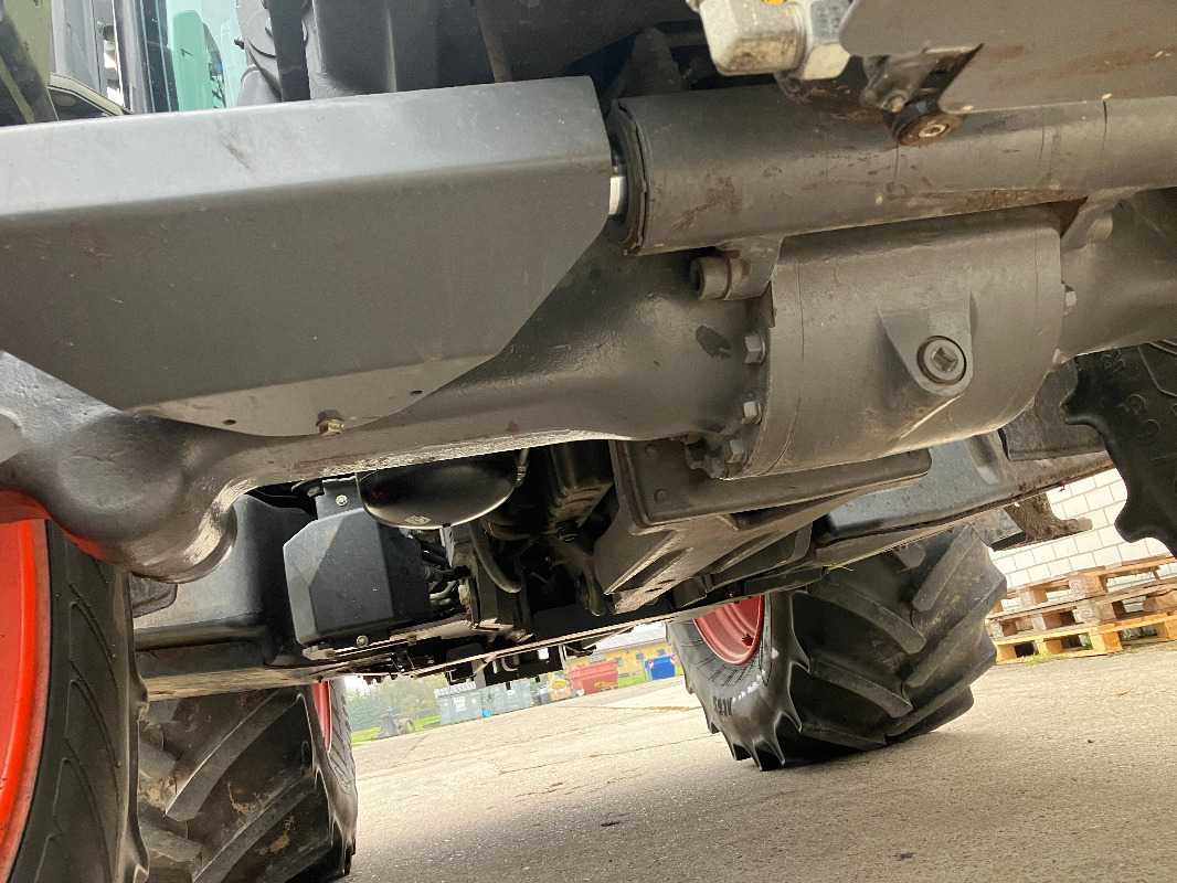 CLAAS Arion 550 - جرار: صور 4 CLAAS Arion 550 - جرار: صور 4